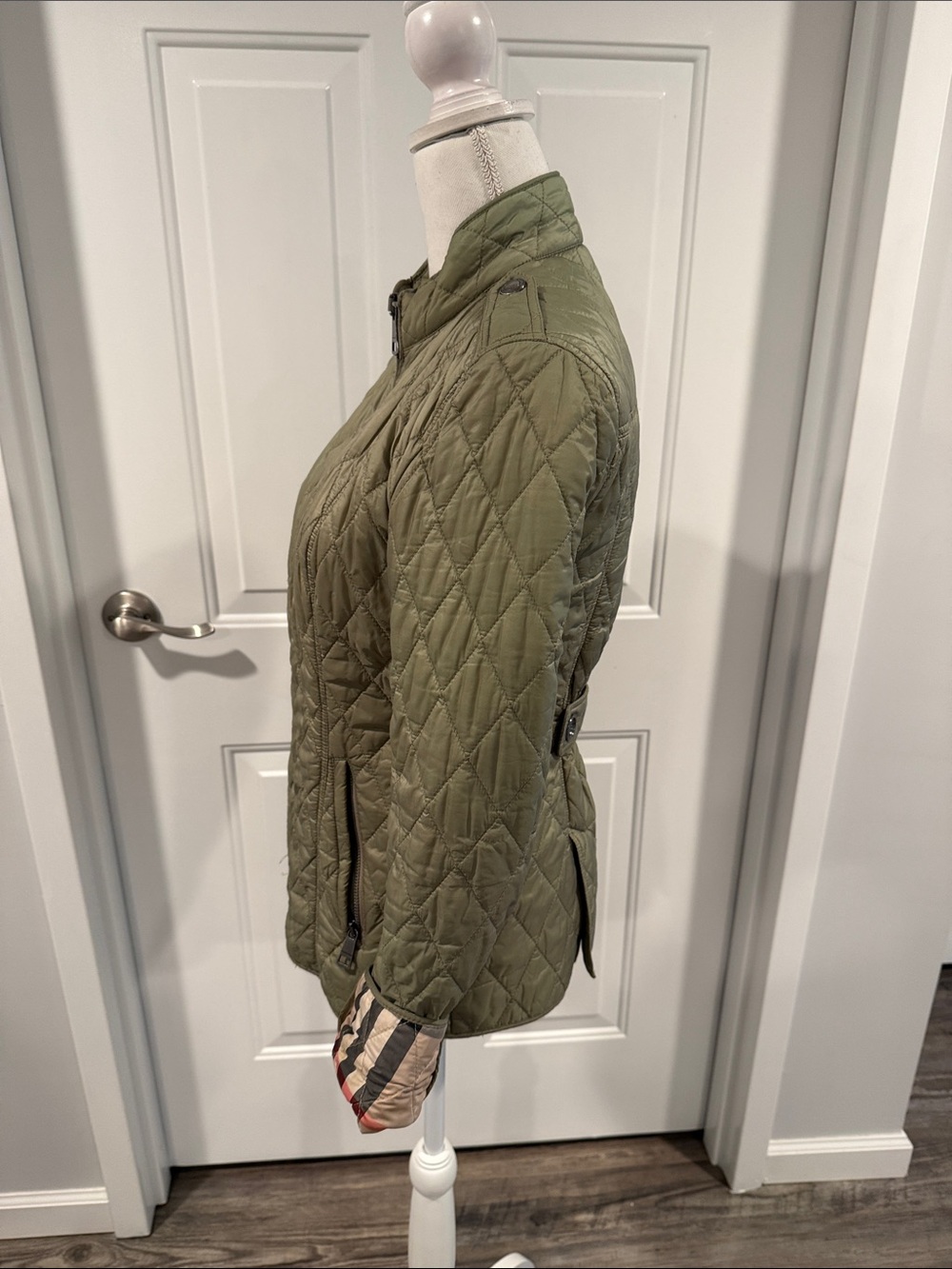 Burberry Brit Olive Green Quilted Jacket Nova Check Lining Women’s Size S - Picture 3 of 16